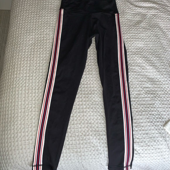 TNA high waisted leggings - Picture 2 of 3